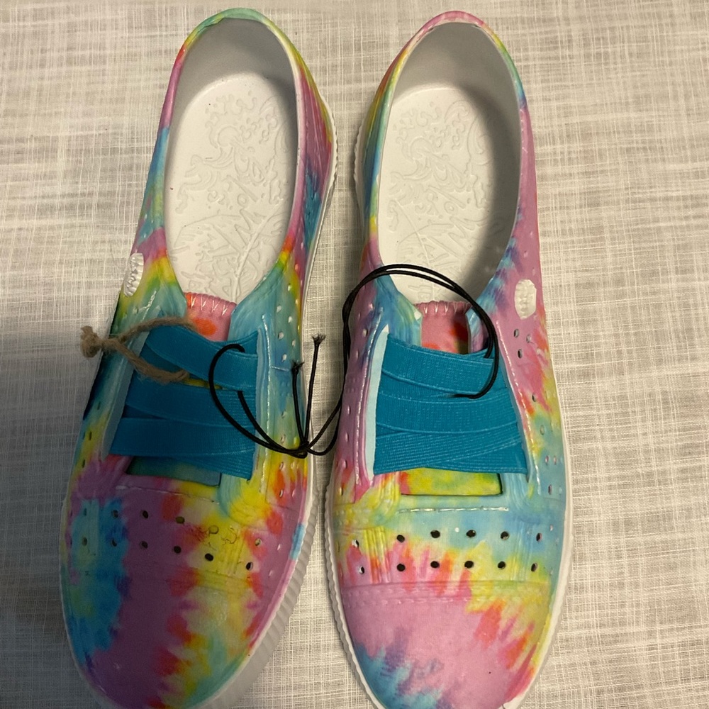 Malibu Blowfish fun shoes